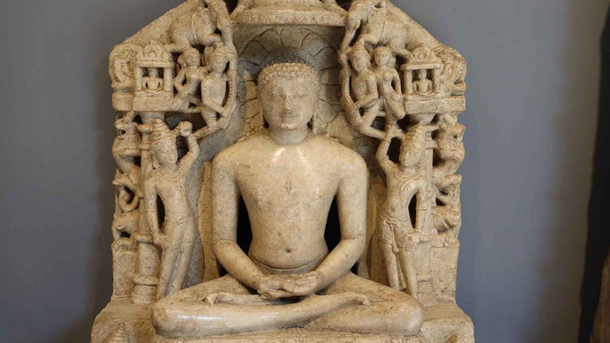 Mahavir Jayanti: History, Significance & Celebrations | Zee Zest